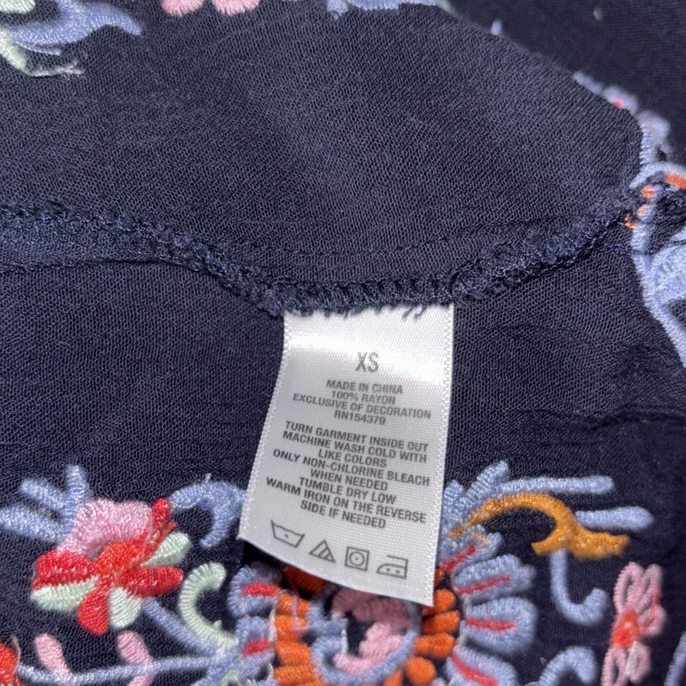 Halter Top Summer Dress Navy Flirty Floral Embroidery Ruffle Off Shoulder XS Y2K - Picture 9 of 9